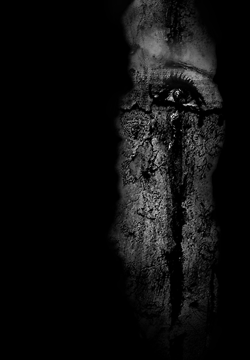 Hurt (uit de serie 'Trapped in mind') Claudia Broekhoff Photographic Art