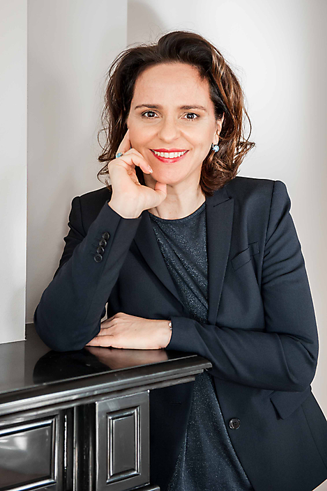 Jacqueline van der Stelt - NL real estate investment broker